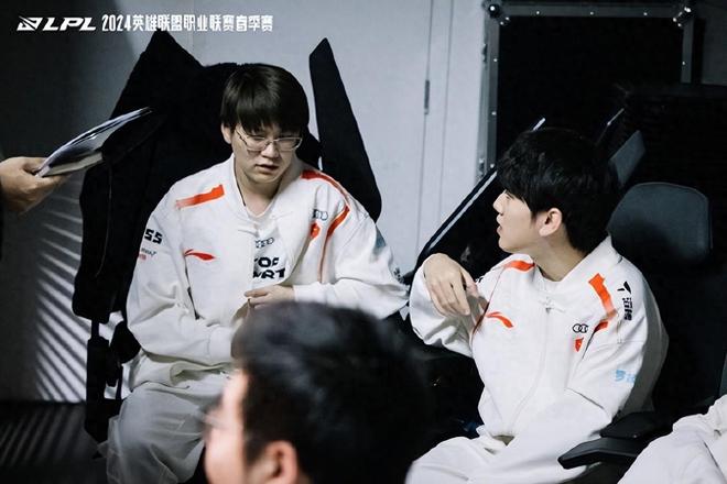 局出现在2 局出现在2