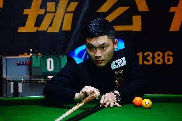 乌迪内斯以 乌迪内斯以